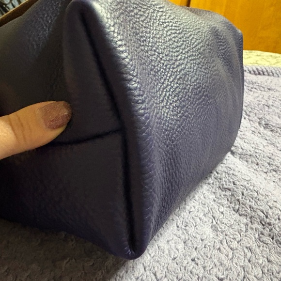 GO FORTH GOODS medium Avery 💜 - Picture 6 of 7